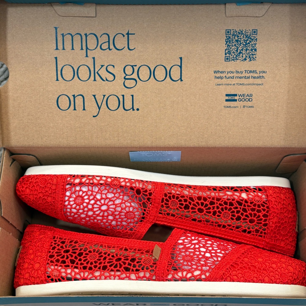 TOMS Women's Vibrant Red Crochet Flats